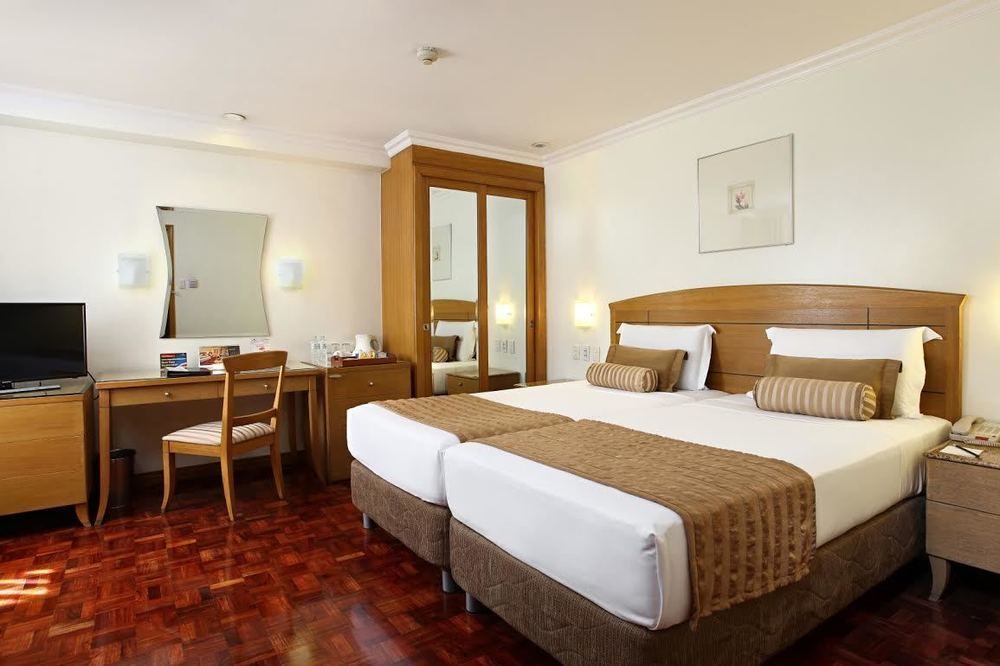 Lotus Hotel 3*