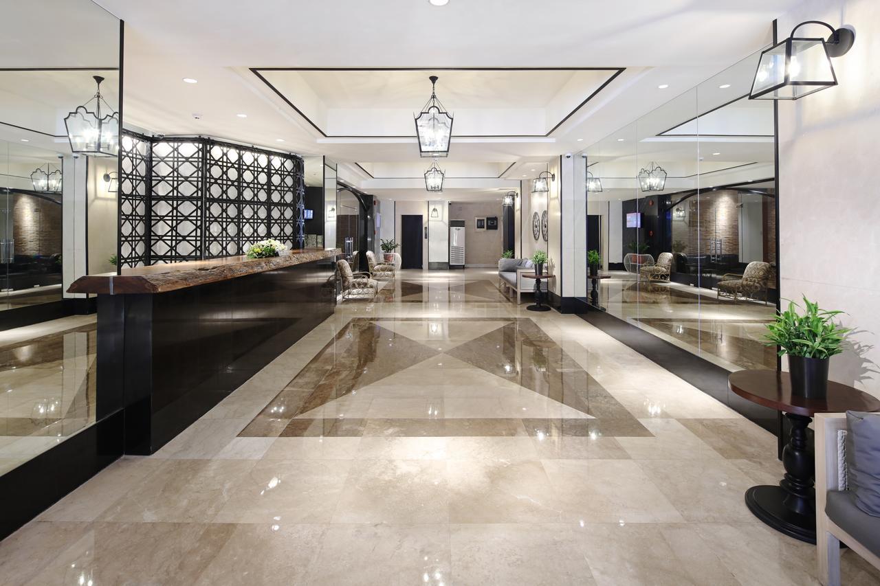 Lotus Hotel 3*